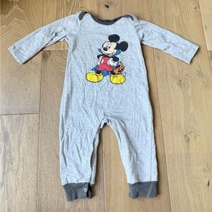 Disney Mickey Mouse vampire Gray and Black Kids Footless pajamas size 18 months